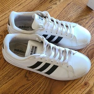 Adidas cloudfoam Womens 9 sneakers